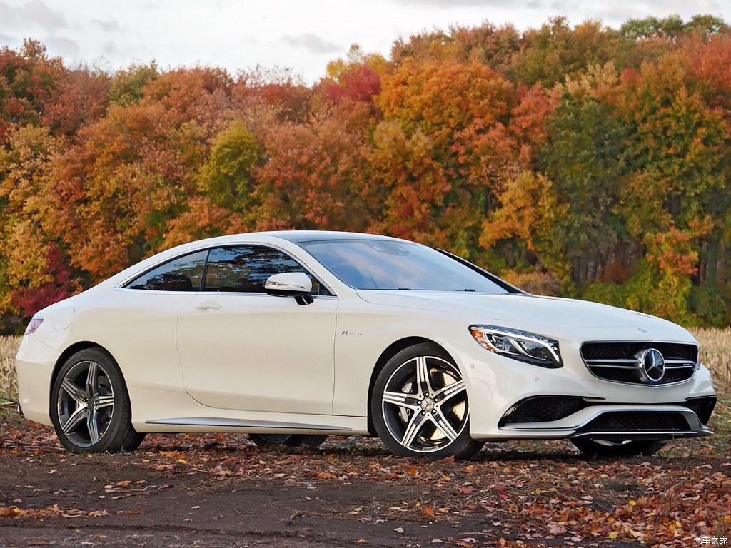 梅赛德斯-amg 奔驰s级amg 2015款 s 63 amg 4matic coupe