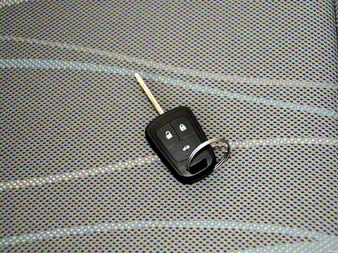 2014�� ���� 1.4SE MT ���ư�