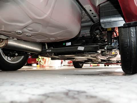 2014�� ���� 1.4SE MT ���ư�