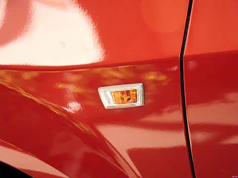 2014�� ���� 1.4SE MT ���ư�