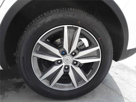 2013�� 1.6L �ֶ������� ��V
