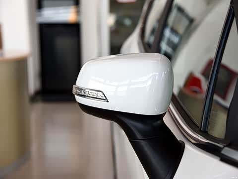 2015�� 1.5L �ֶ���������������