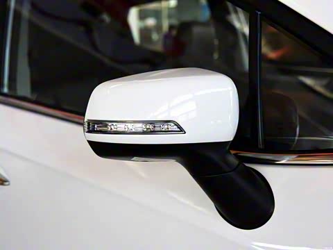 2015�� 1.5L �ֶ���������������