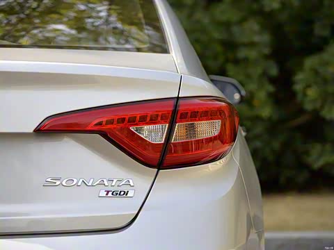 2015�� 1.6T DLX�����