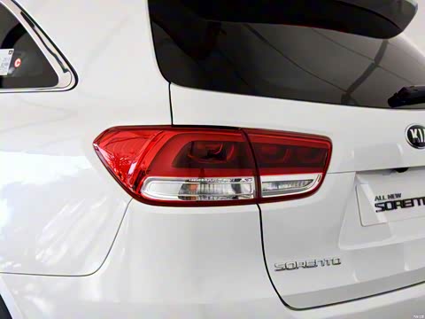 2015�� ������L 2.4L ����4WD��Ӣ�� 5�� ��V