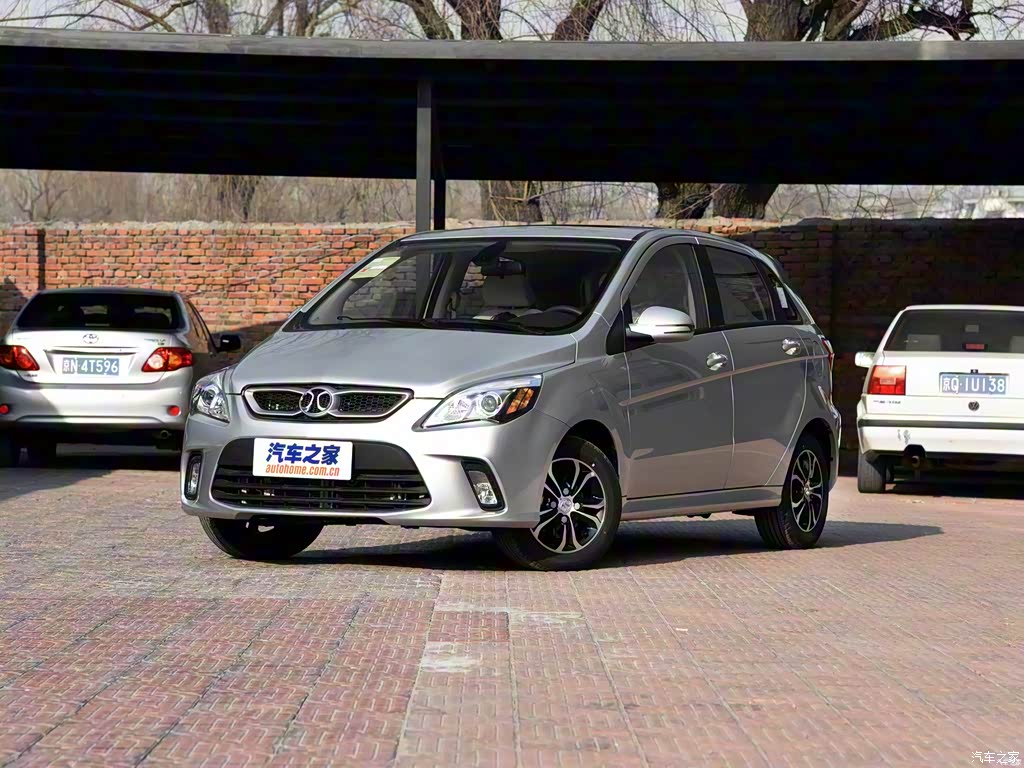 汽车图片 北汽绅宝 绅宝d20 2015款 两厢 1.5l 手动乐尚版