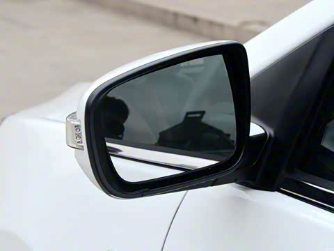 2015�� 1.5L �ֶ�������