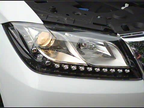 2014�� 1.5T �ֶ�������Ӣ��