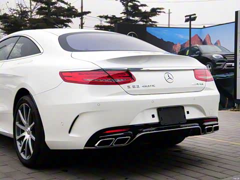 2015�� AMG S 63 4MATIC Coupe