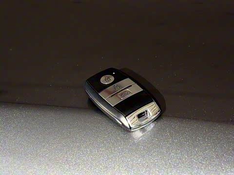 2015�� ������L 2.0T ����4WD���� 7�� ��V