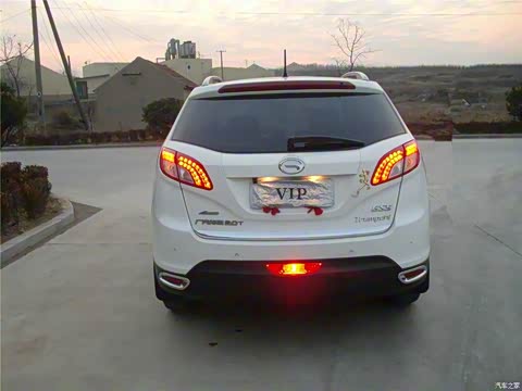 2012�� 2.0L �ֶ�������Ӣ��