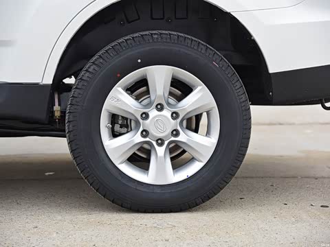 2015�� ̽���� 2.0T ����4X4������