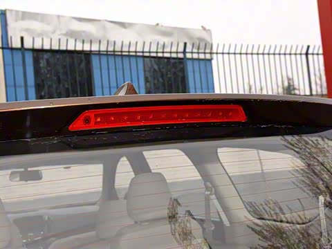 2015�� 1.8L �ֶ�����ESP�� 7��