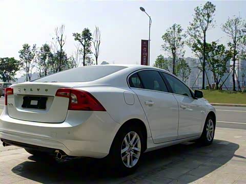 2015�� S60L 2.0T ���а�