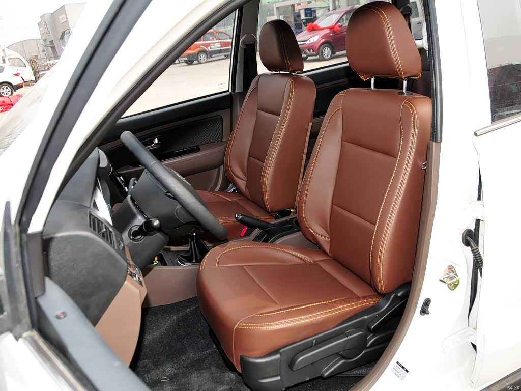 2015款 1.5l 手动5座都市版