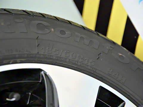 2015�� 1.5L �ֶ������