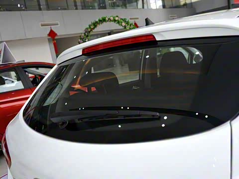 2015�� 1.5L �ֶ������