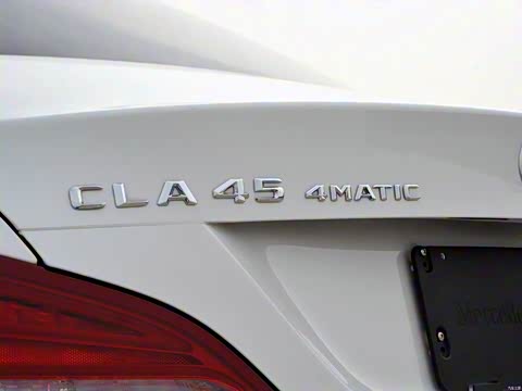 2015�� AMG CLA 45 4MATIC