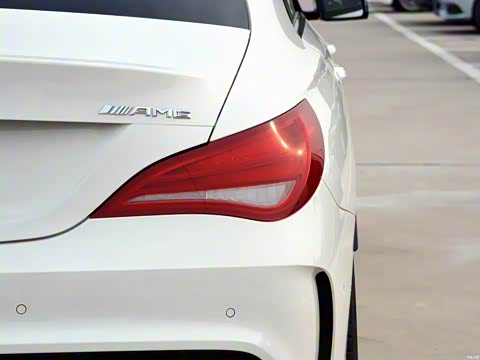 2015�� AMG CLA 45 4MATIC