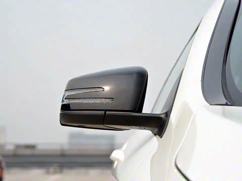 2015�� AMG CLA 45 4MATIC