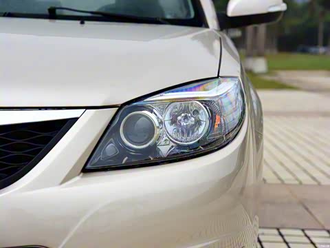 2015�� ���� 1.6L �ֶ��촰��