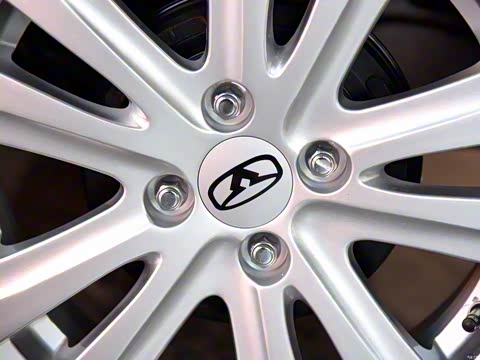 2015�� 1.5L �ֶ�������