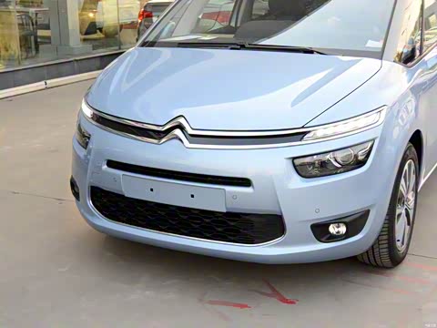 2015�� Grand 1.6T ������ 7��