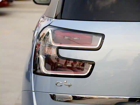 2015�� Grand 1.6T ������ 7��