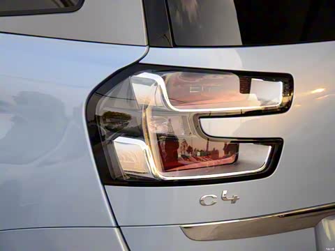 2015�� Grand 1.6T ������ 7��