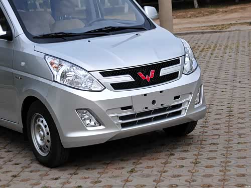 【五菱荣光v】五菱汽车_五菱荣光v报价_五菱荣光v图片_汽车之家