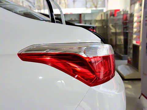 2015�� ���а� 1.6L �Զ�ʱ����