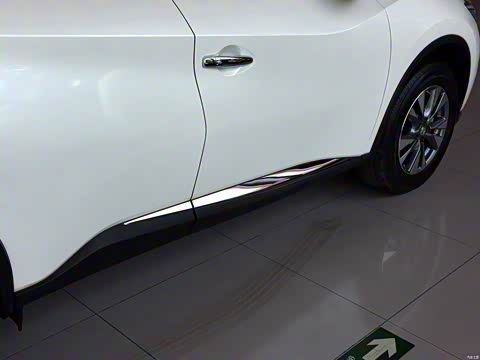 2015�� 2.5L XL �������а�