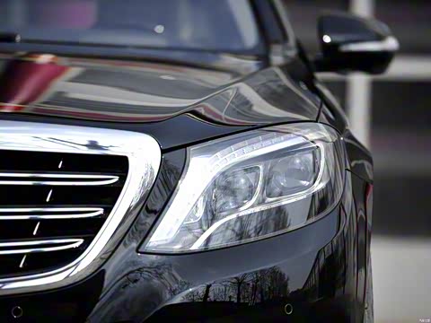 2015�� S 600