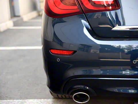 2015�� Q70L 2.5L ������