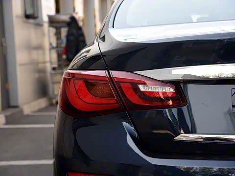 2015�� Q70L 2.5L ������