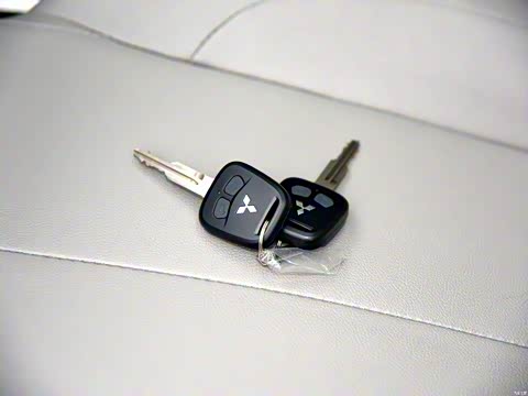 2015�� 1.6L �ֶ��ֹ���