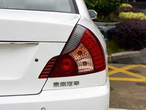 2015�� 1.6L �ֶ��ֹ���