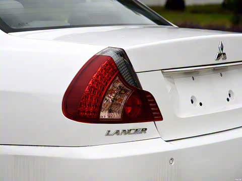 2015�� 1.6L �ֶ��ֹ���