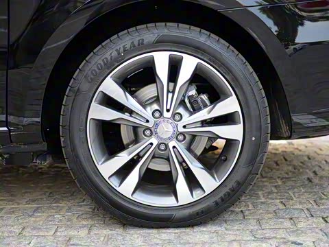 2015�� V 250 BlueTEC