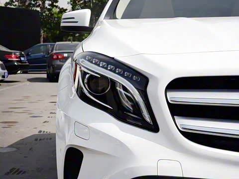 2015�� GLA 200 ʱ����