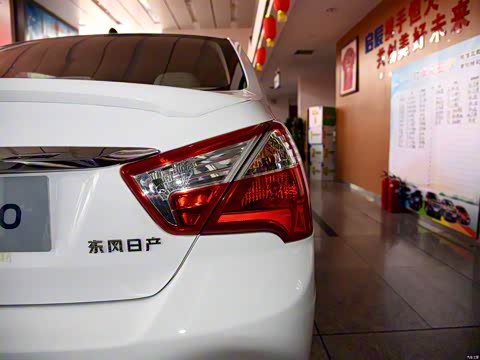 2015�� 1.6L �ֶ�������