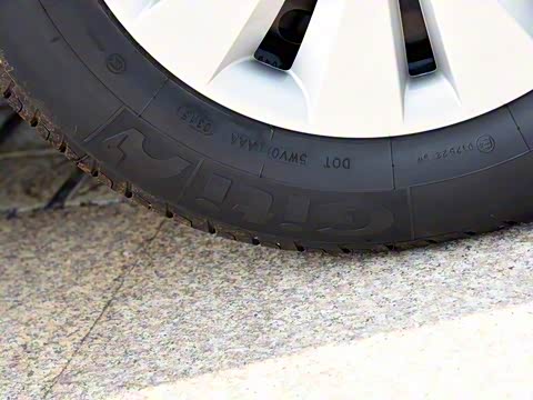 2015�� 1.6L �ֶ�������