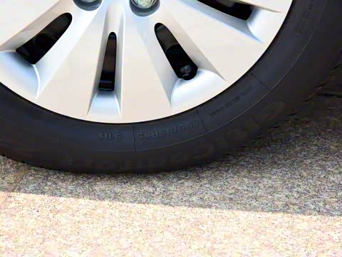 2015�� 1.6L �ֶ�������