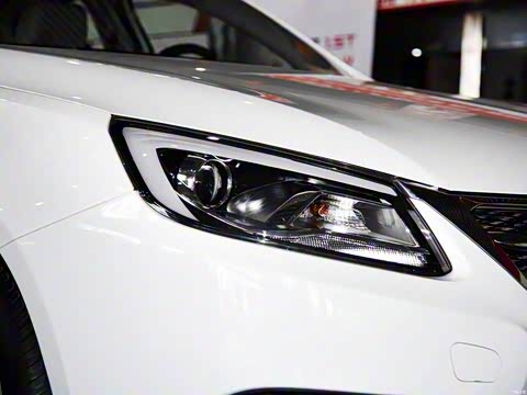 2015�� 1.6L �ֶ�������