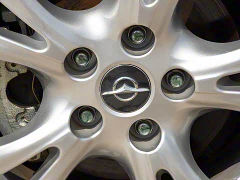 2015�� 1.6L �ֶ�������