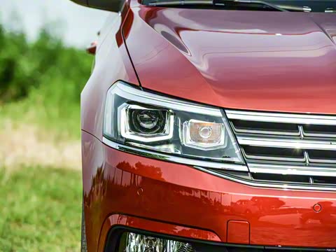 2015�� 230TSI DSG������