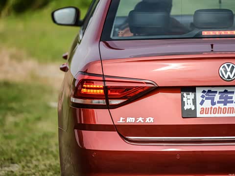 2015�� 230TSI DSG������