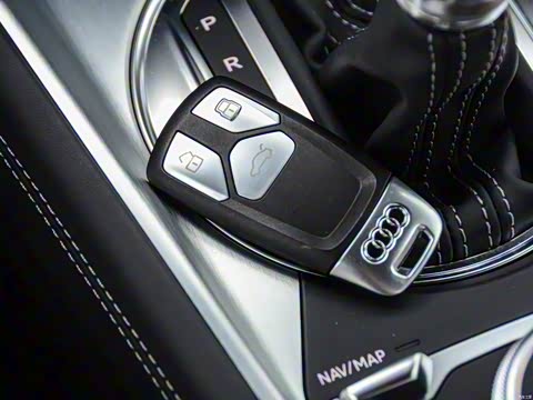 2015�� TT Coupe 45 TFSI quattro