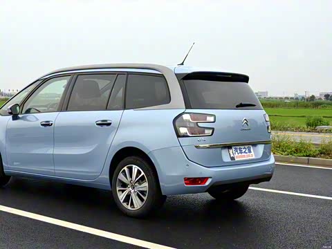 2015�� Grand 1.6T ������ 7��