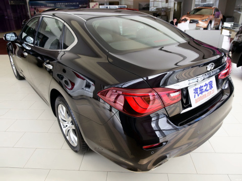 2015 Q70L 2.5L Ӣ